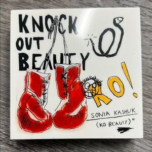 Sonia Kashuk Red and White Knock Out Beauty Compact